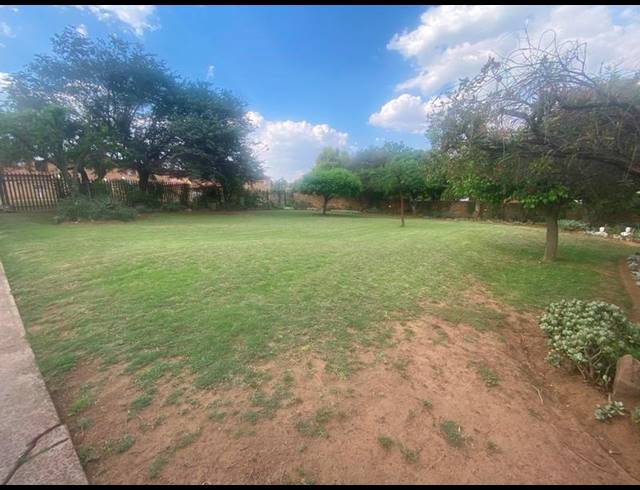 4 BEDROOM HOUSE FOR SALE IN GHOLFSIG